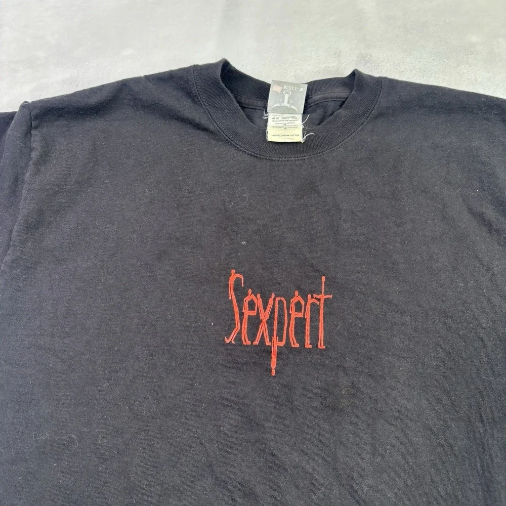 VTG Sexpert UAT University Advancing Technology Black SS Graphic Shirt Men's L